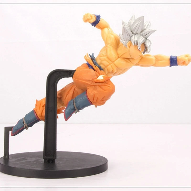 Toy Merchandise Silver Hair Figurines Sun Wukong Free Spirited Skilled Skilled Skilled Skilled Martial Arts Martial Arts Boxing